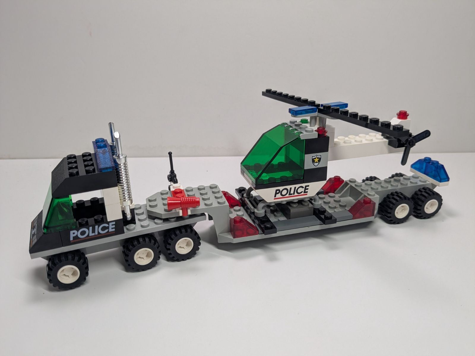 LEGO Town: Helicopter Transport (6328) - Complete - alternate view