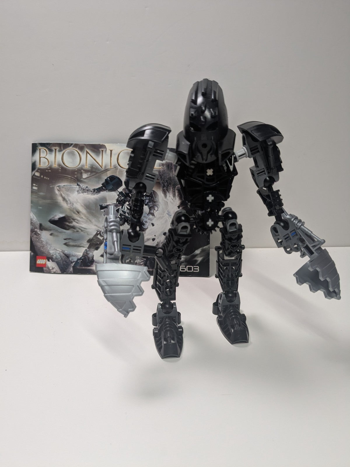 LEGO Bionicle: Toa Whenua (8603) - Complete - box front