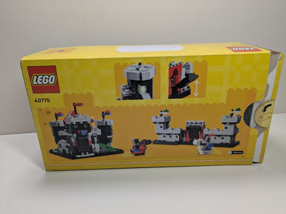 LEGO Promotional: Promotional Mini Knight's Castle - 40775 (40775) - Complete - contents