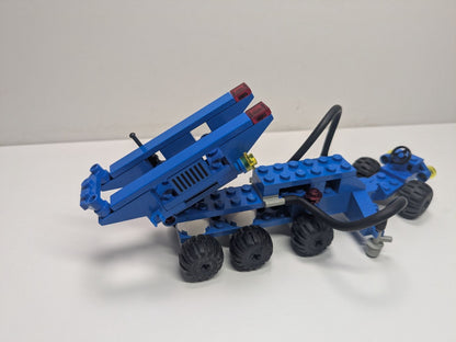 LEGO Space: Lunar Rocket Launcher (6881) - Complete - contents