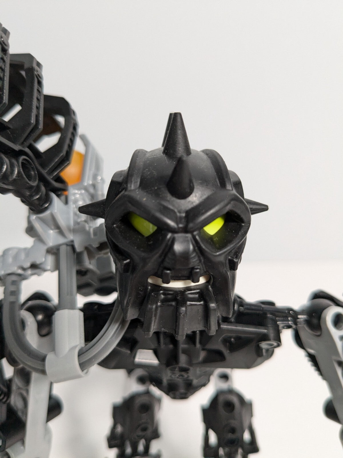 LEGO Bionicle: Toa Nuparu (8729) - Complete