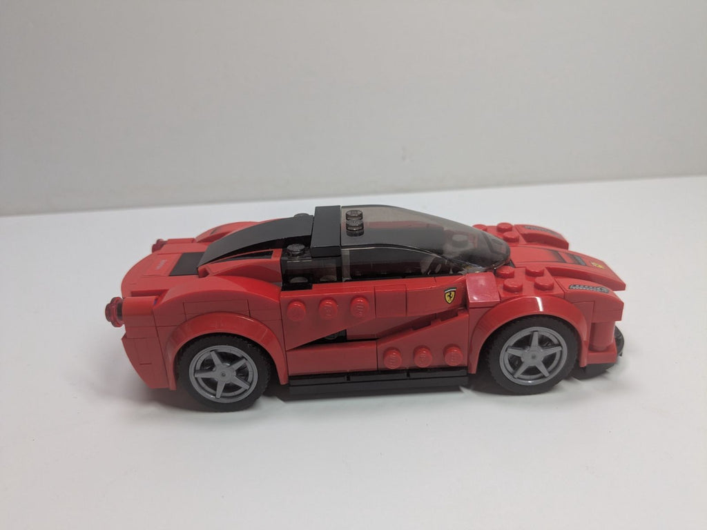 LEGO Speed Champions: LaFerrari (75899) - Complete - close-up