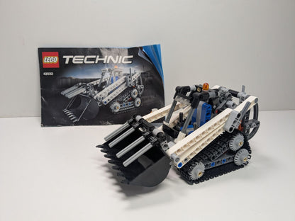 LEGO Technic: Compact Tracked Loader (42032) - Complete - box front