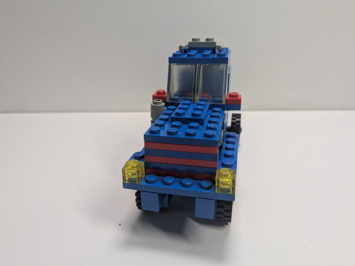 LEGO Basic: Universal Building Set, 7+ (733) - Complete