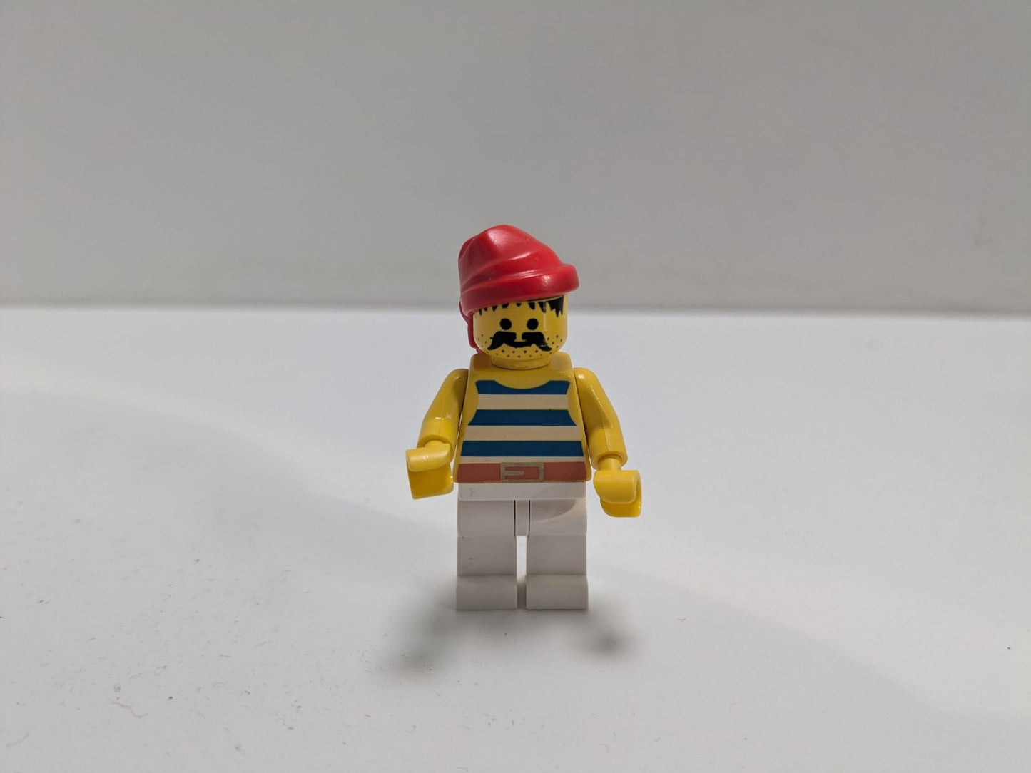 LEGO Pirates: Buried Treasure (6235) - Almost Complete - built set