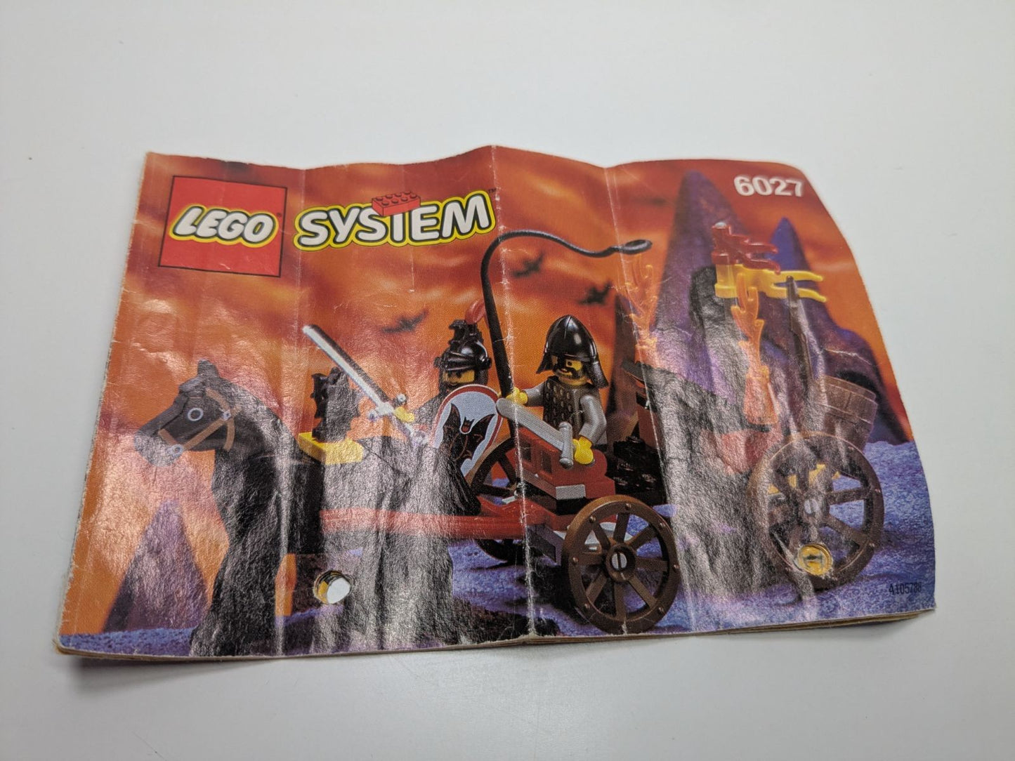 LEGO Castle: Bat Lord's Catapult (6027) - Complete - contents