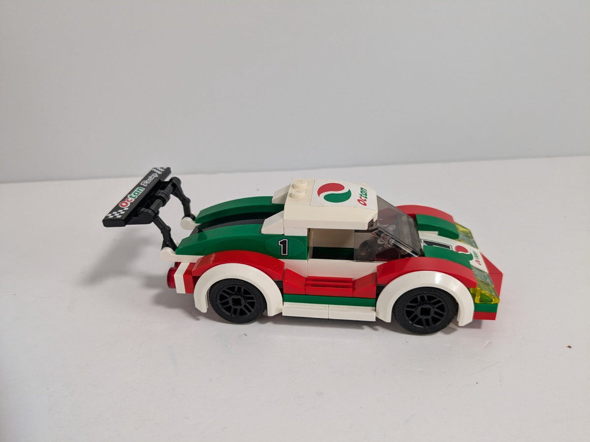 LEGO City: Race Car (60053) - Complete - close-up