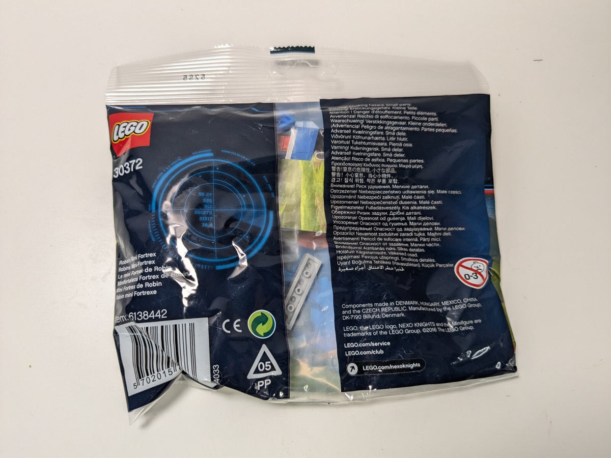 LEGO Nexo Knights: Robin's Mini Fortrex (30372) - New Sealed - minifigures