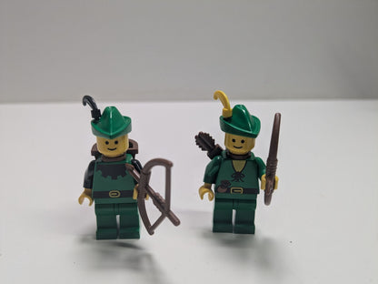 LEGO Castle: Camouflaged Outpost (6066) - Almost Complete