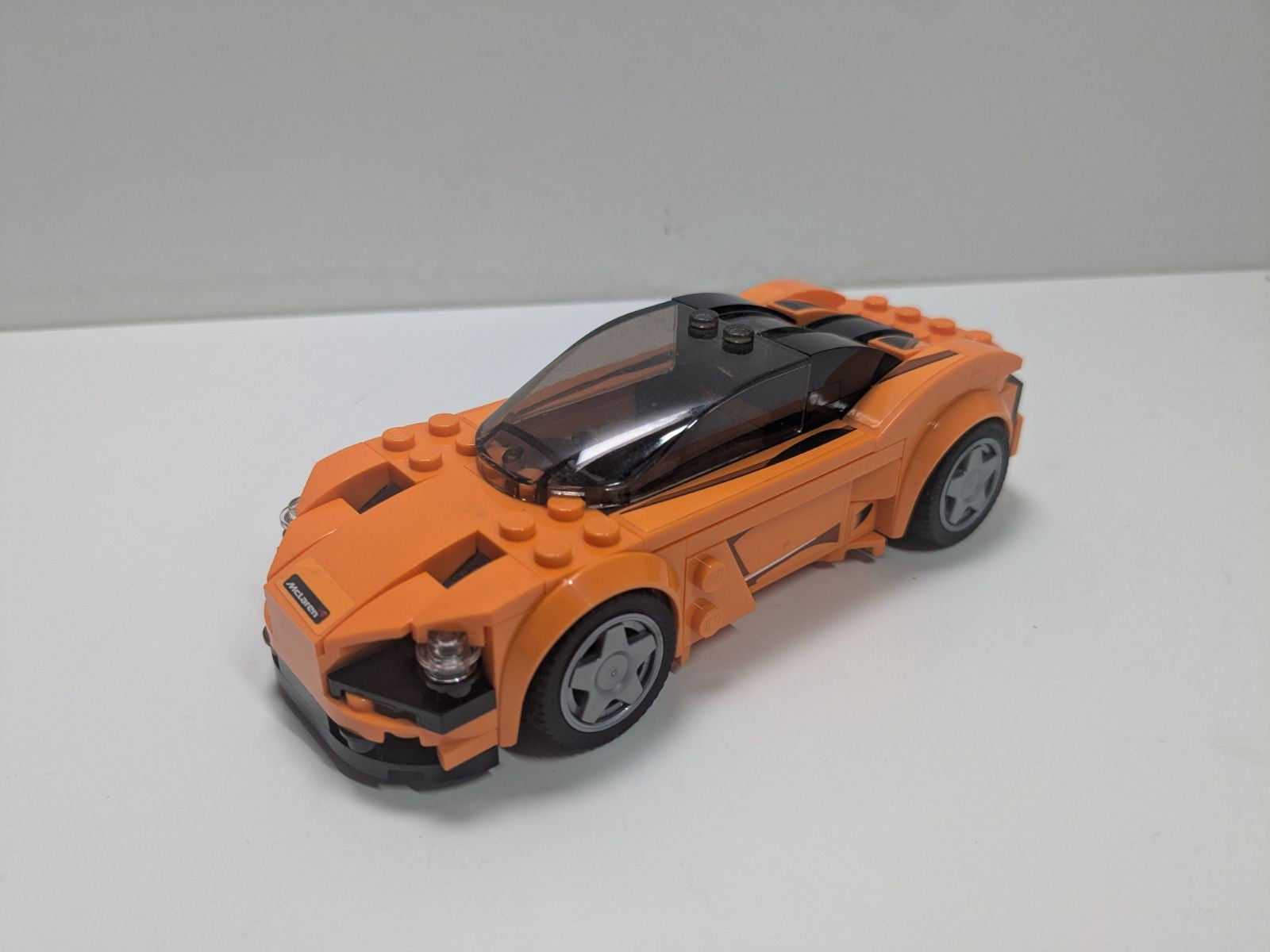 LEGO Speed Champions: McLaren 720S (75880) - Complete - alternate view