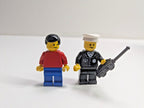 LEGO Town: Police Station (6384) - Complete - set details