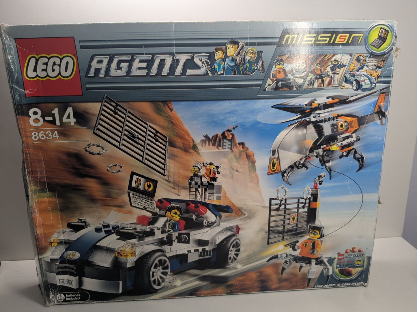 LEGO Agents: Turbocar Chase (8634) - Incomplete - view 13