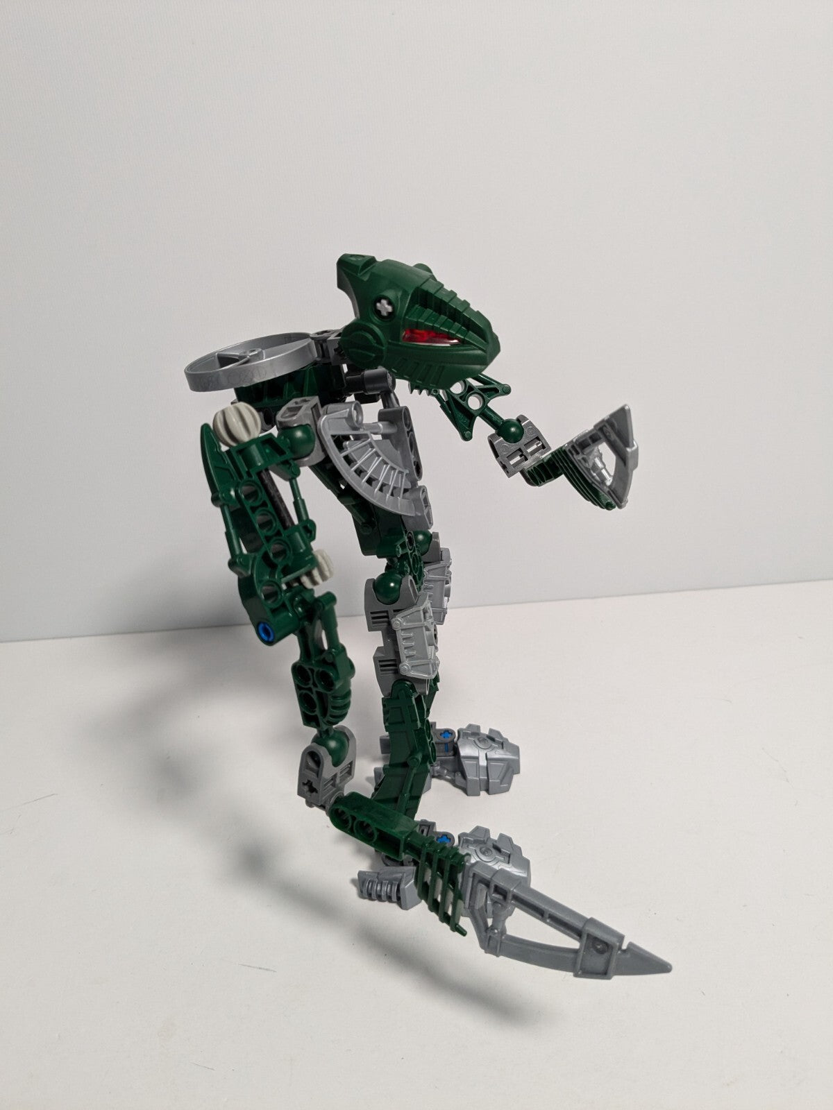 LEGO Bionicle: Toa Hordika Matau (8740) - Complete