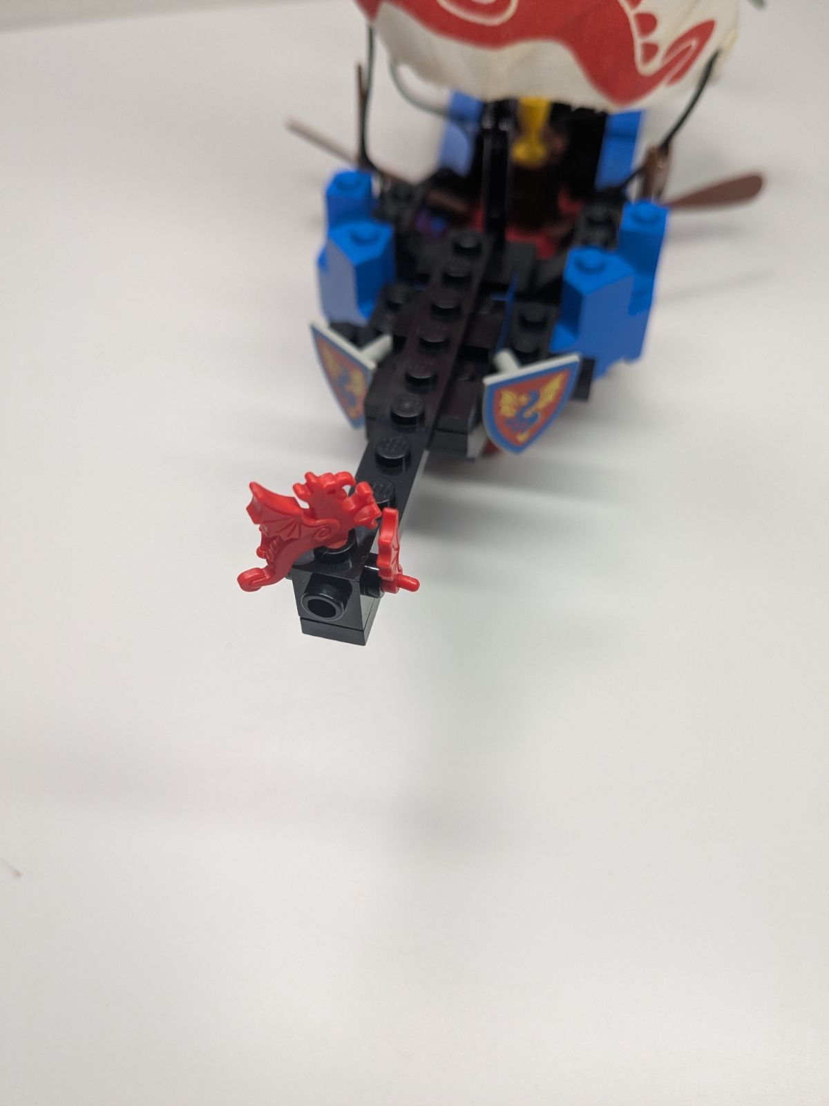 LEGO Castle: Sea Serpent (6057) - Complete - close-up