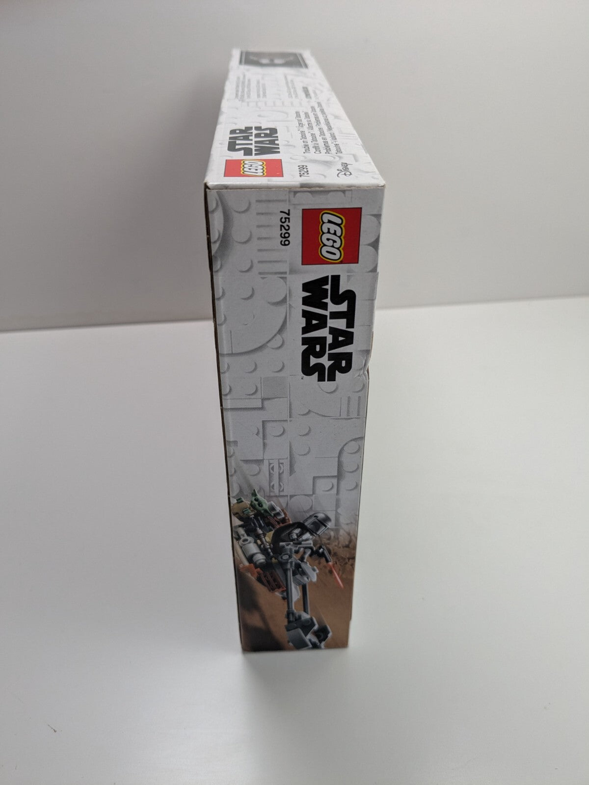 LEGO Star Wars: Trouble on Tatooine (75299) - New Sealed - built set