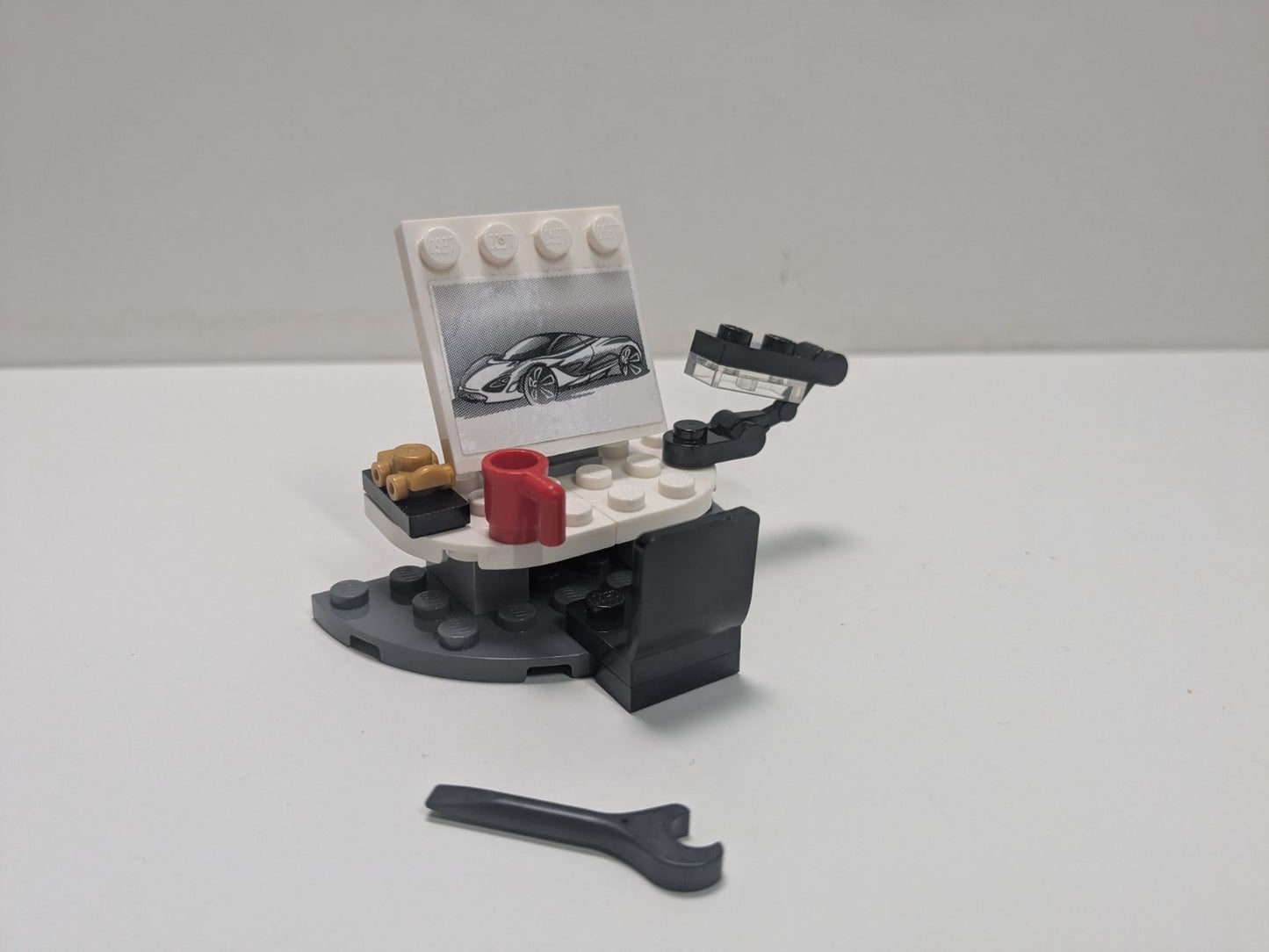 LEGO Speed Champions: McLaren 720S (75880) - Complete - minifigures
