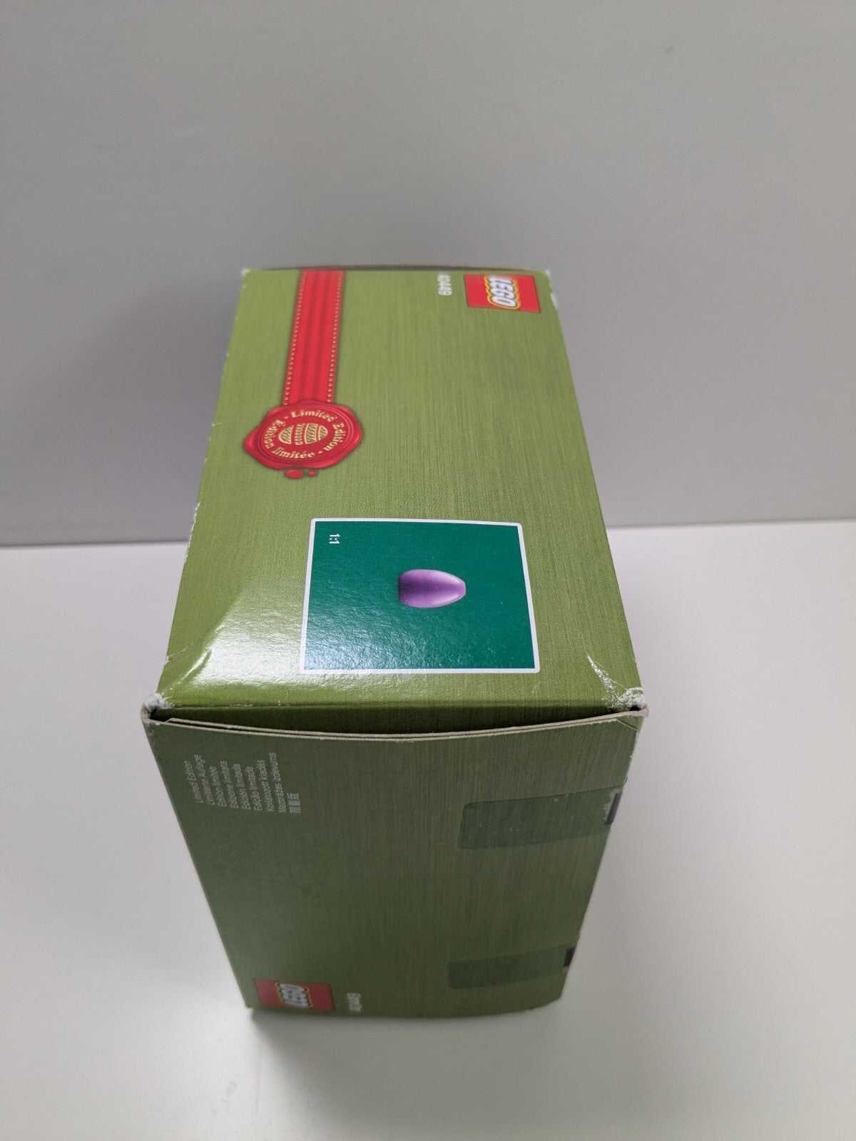 LEGO Seasonal: Easter Bunny's Carrot House (40449) - New Sealed - alternate view