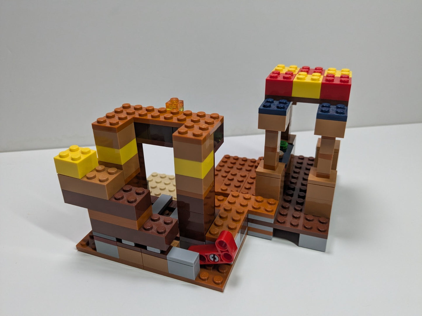 LEGO Minecraft: The Trading Post (21167) - Complete