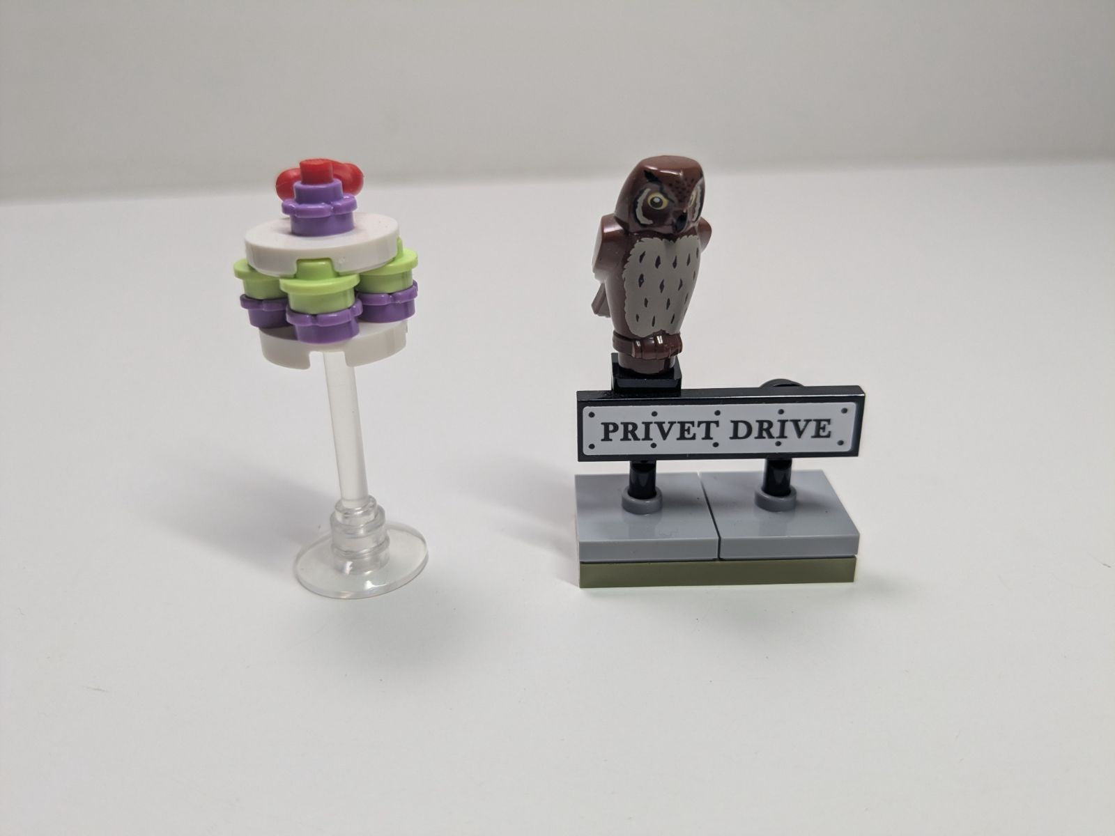 LEGO Harry Potter: 4 Privet Drive (75968) - Complete - alternate view