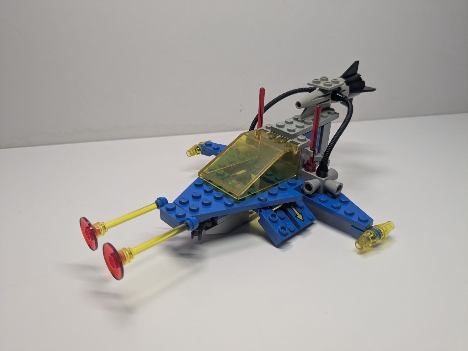 LEGO Space: Xenon X-Craft (6872) - Almost Complete - alternate view