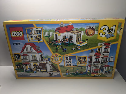 LEGO Creator: Modular Family Villa (31069) - New Sealed