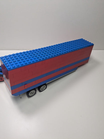 LEGO Basic: Universal Building Set, 7+ (733) - Complete