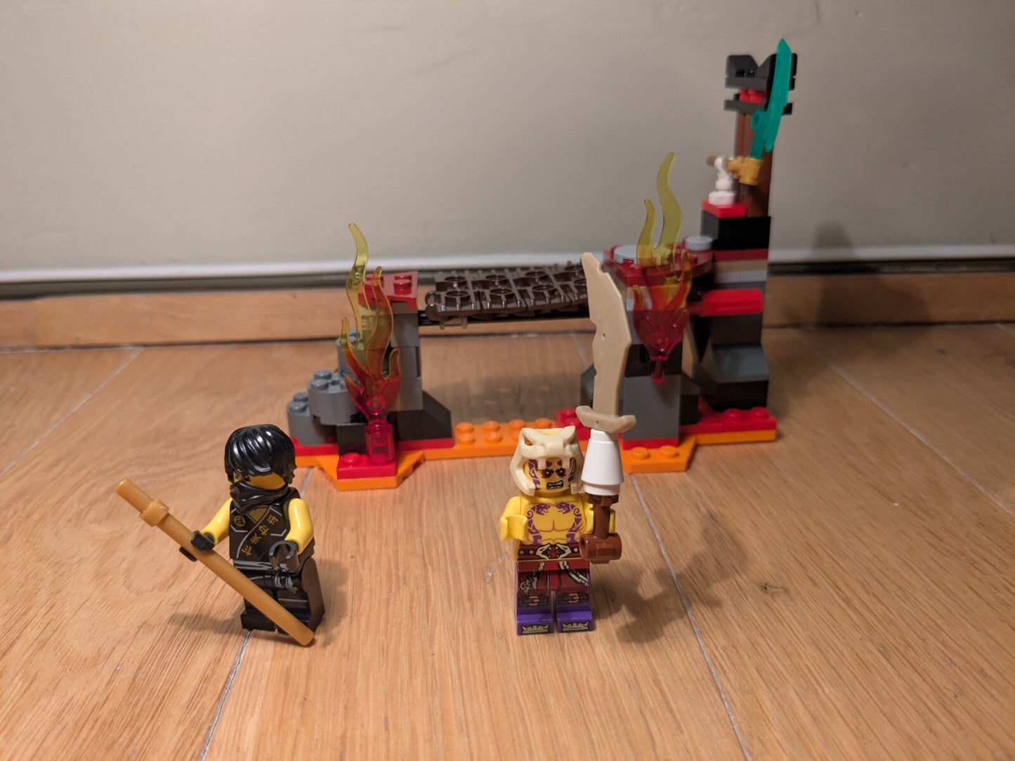 LEGO Ninjago: Lava Falls (70753) - Complete