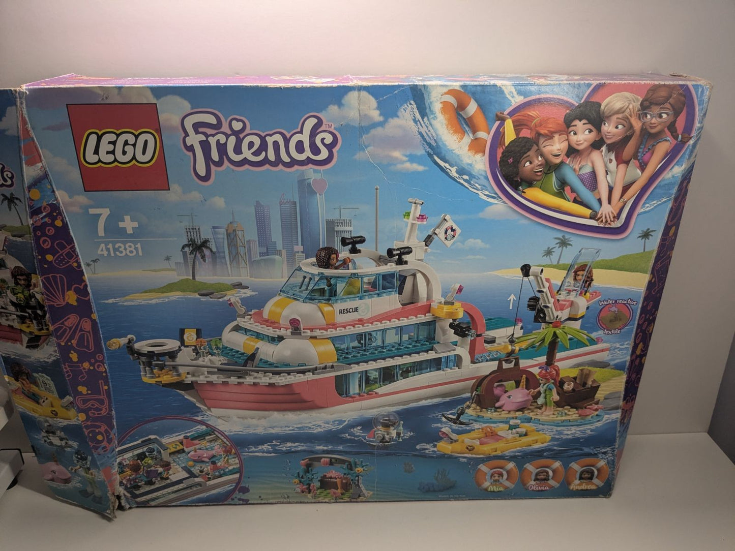 LEGO Friends: Rescue Mission Boat (41381) - Complete