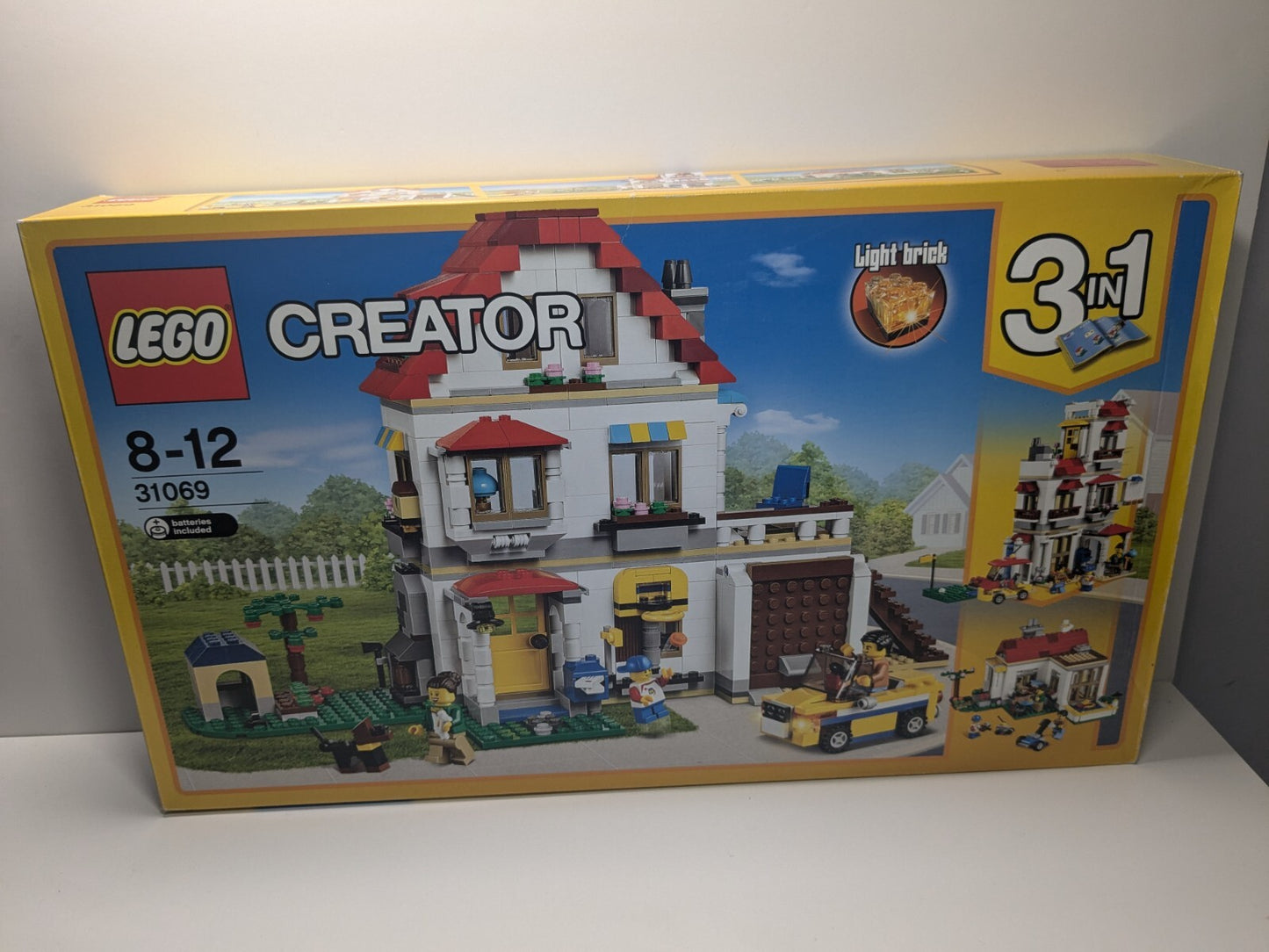 LEGO Creator: Modular Family Villa (31069) - New Sealed