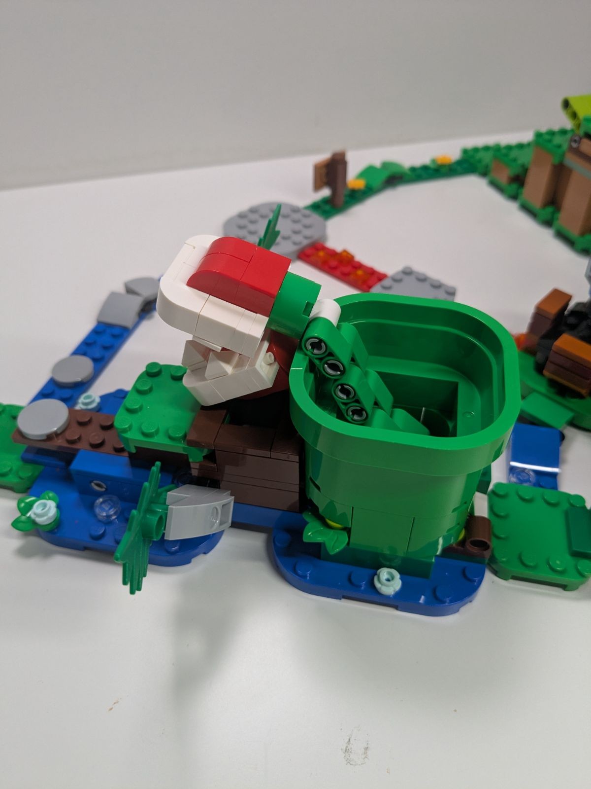 LEGO Super Mario: Guarded Fortress Expansion Set (71362) - Incomplete - rear view