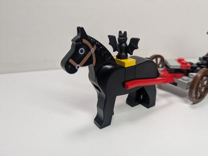LEGO Castle: Bat Lord's Catapult (6027) - Complete - close-up
