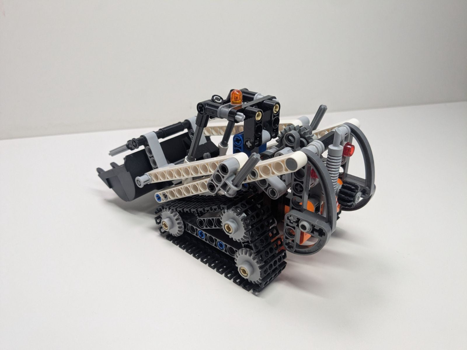 LEGO Technic: Compact Tracked Loader (42032) - Complete - rear view