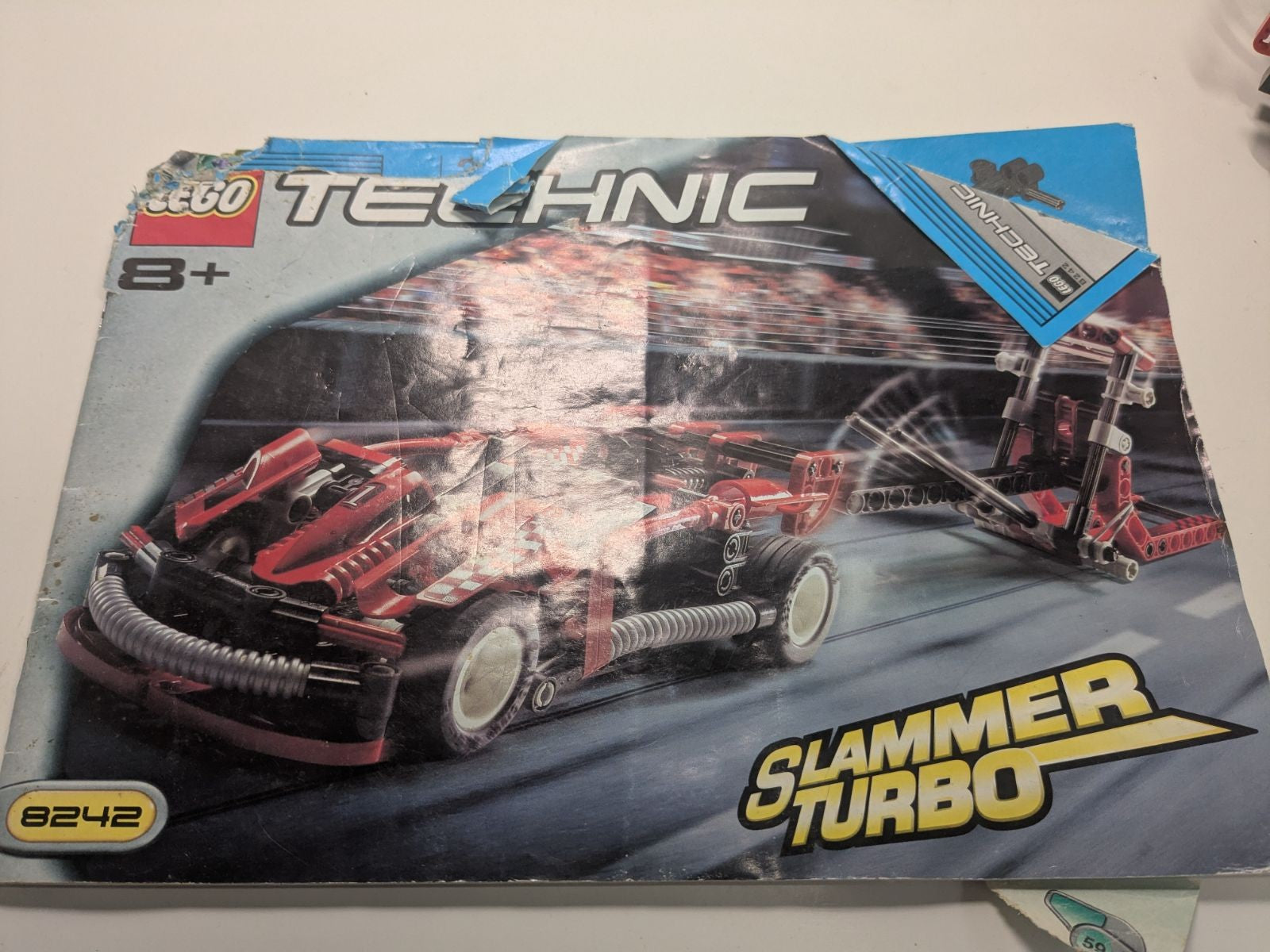 LEGO Technic: Slammer Turbo (8242) - Complete - contents