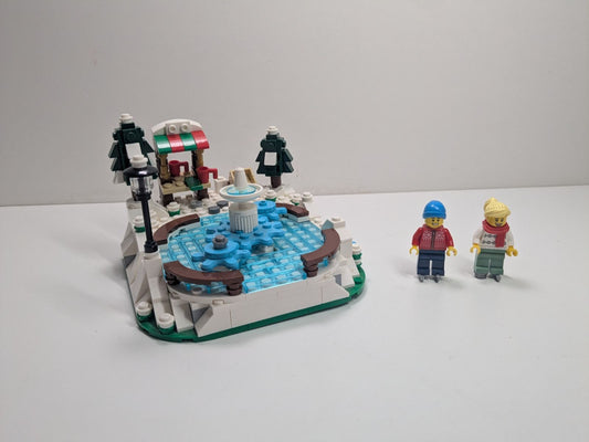 LEGO Seasonal: Ice Skating Rink (40416) - Complete - box front