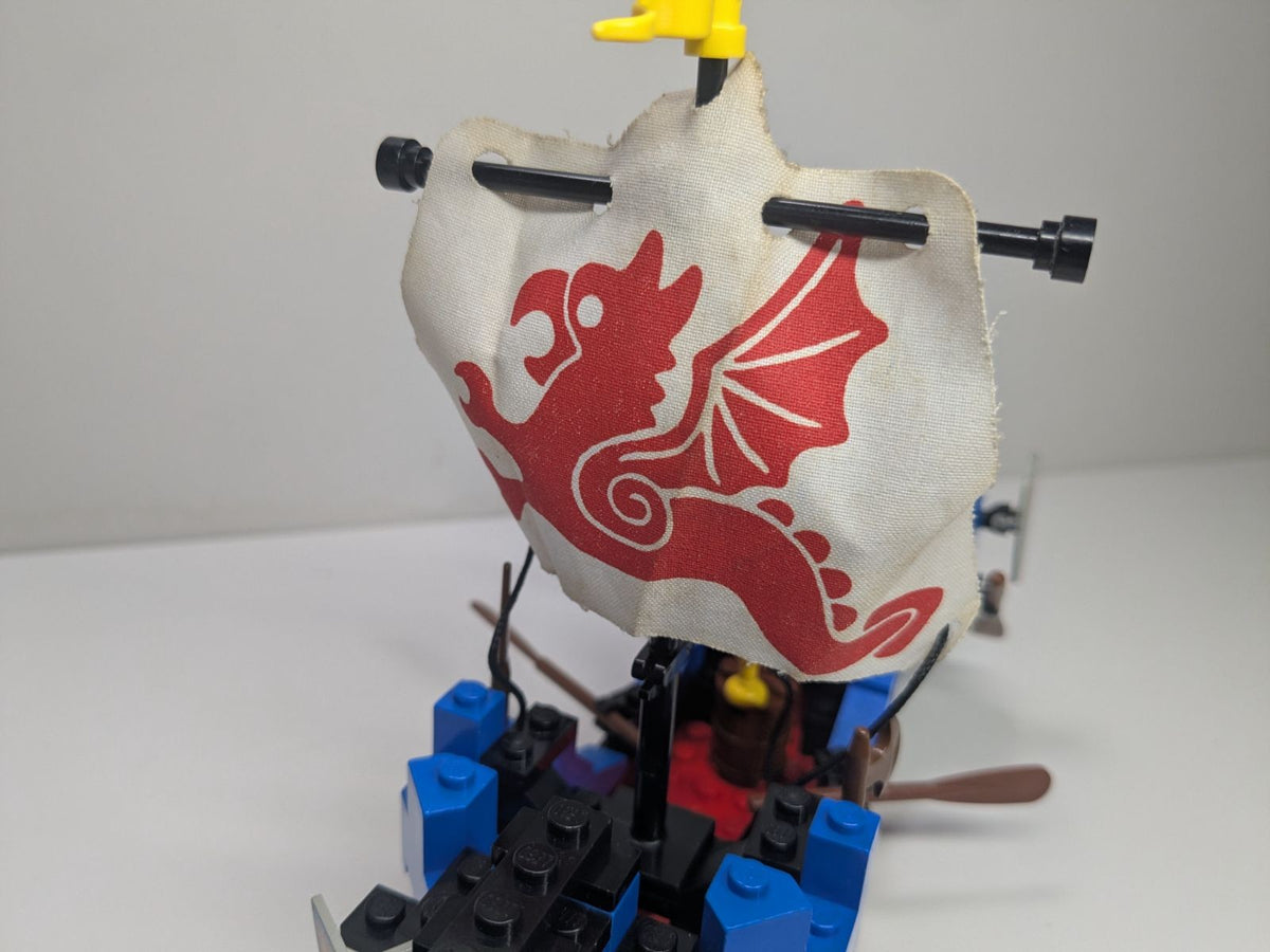 LEGO Castle: Sea Serpent (6057) - Complete - view 11