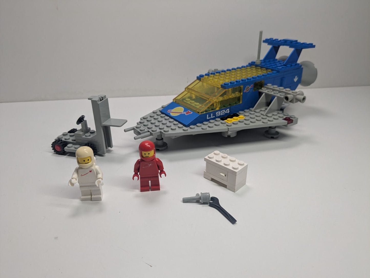 LEGO Space: Space Transporter (924) - Complete - built set