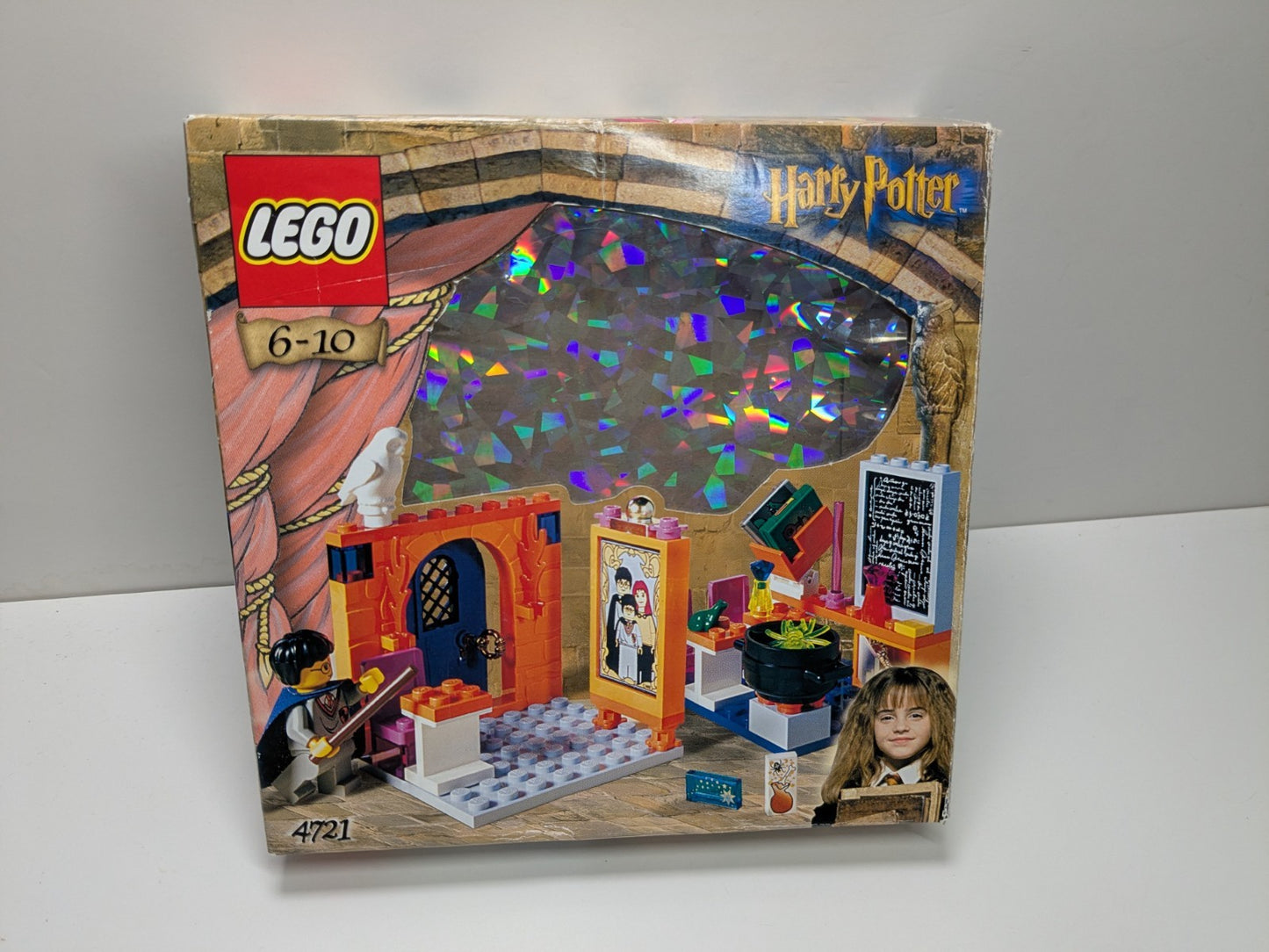 LEGO Harry Potter: Hogwarts Classrooms (4721) - Complete