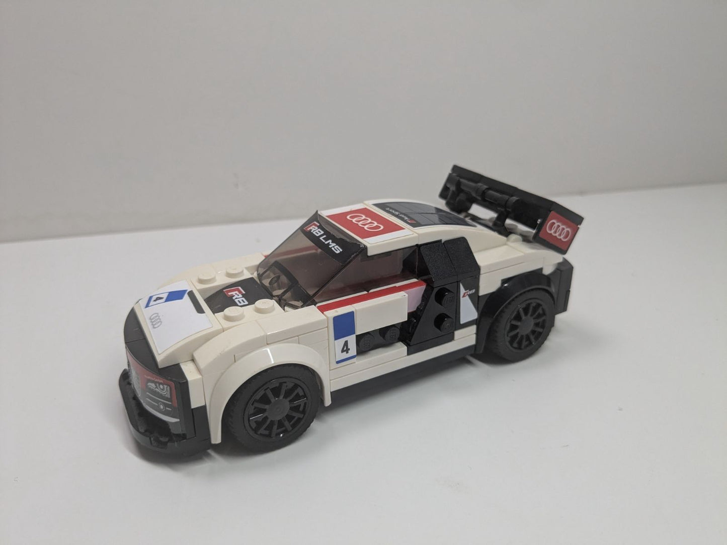 LEGO Speed Champions: Audi R8 LMS ultra (75873) - Complete - set details