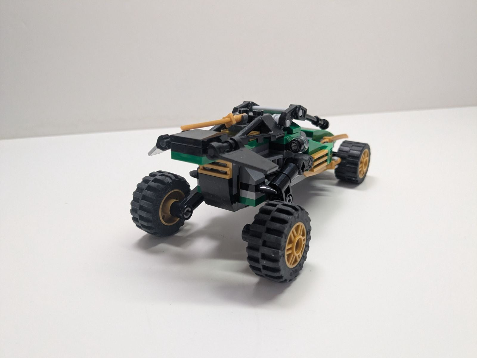 LEGO Ninjago: 71700 Ninjago Jungle Raider (71700) - Complete - set details