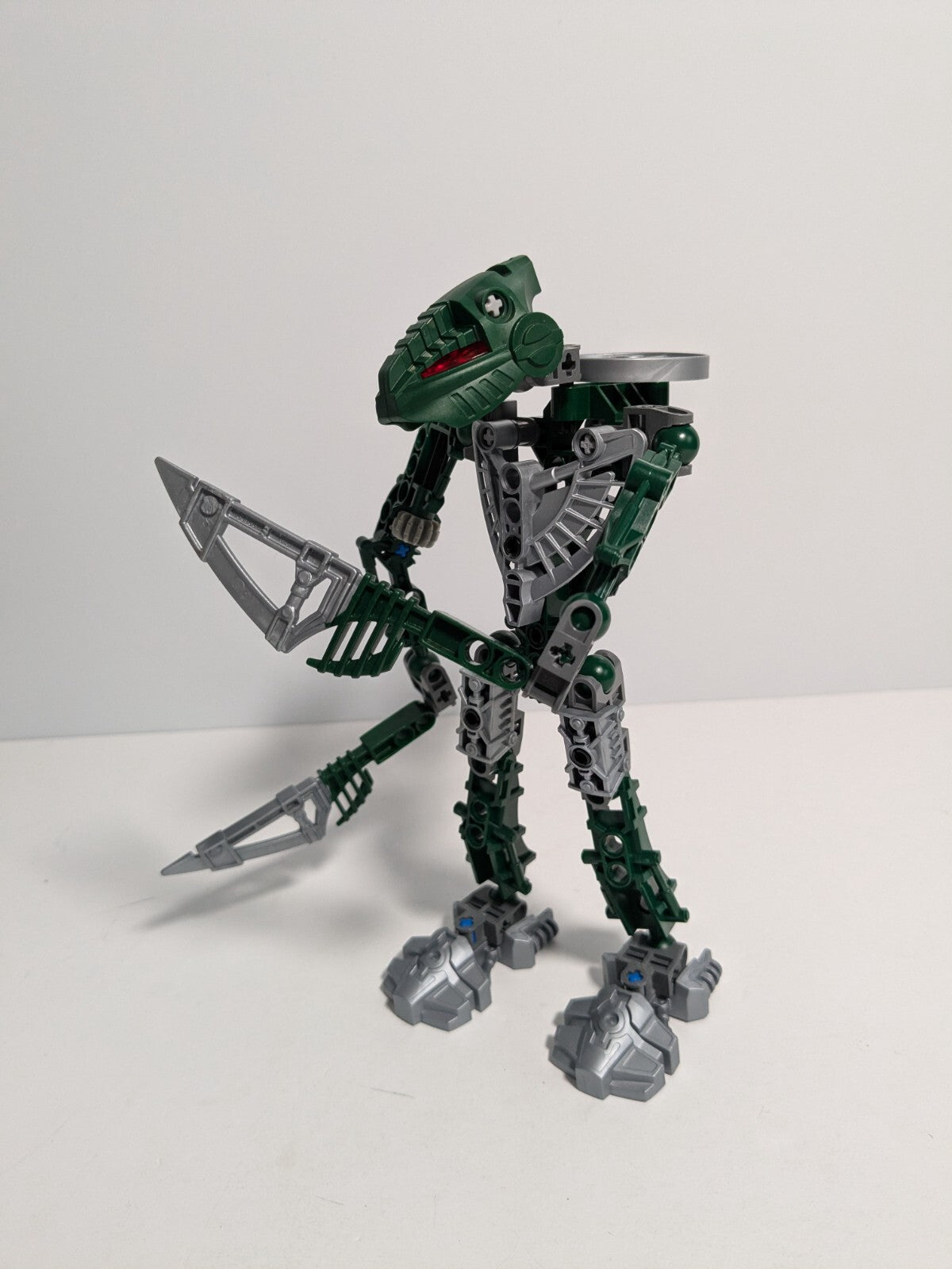 LEGO Bionicle: Toa Hordika Matau (8740) - Complete
