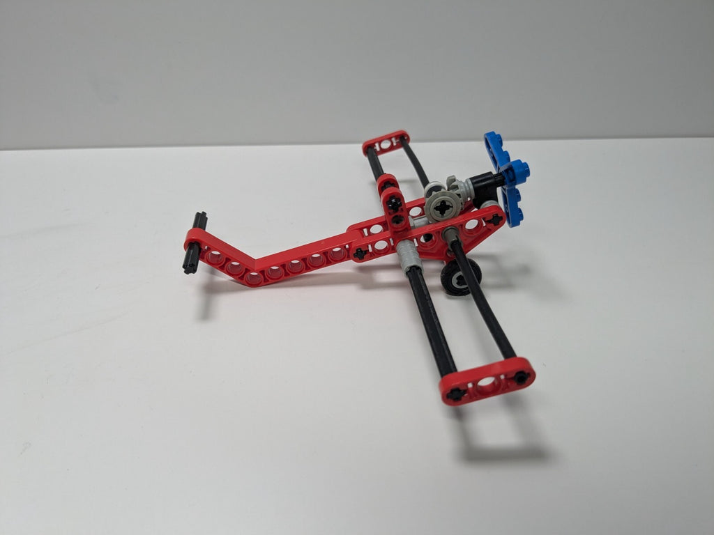 LEGO Technic: Sky Flyer 1 (8204) - Complete - minifigures