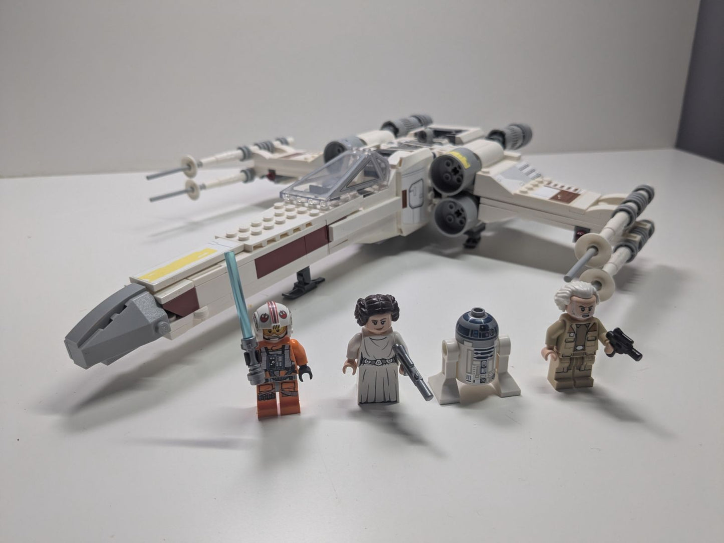 LEGO Star Wars: Luke Skywalker's X-Wing Fighter (75301) - Complete