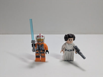 LEGO Star Wars: Luke Skywalker's X-Wing Fighter (75301) - Complete