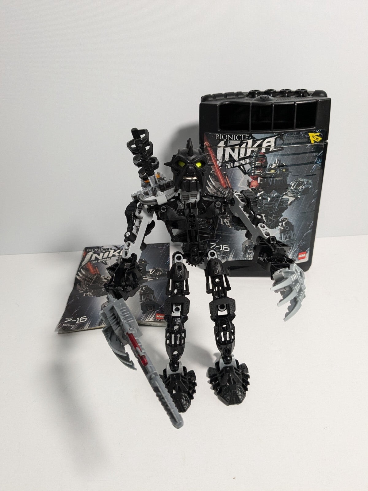 LEGO Bionicle: Toa Nuparu (8729) - Complete - box front