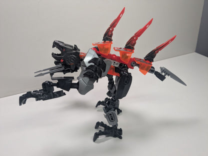 LEGO Hero Factory: Fangz (2233) - Complete - close-up