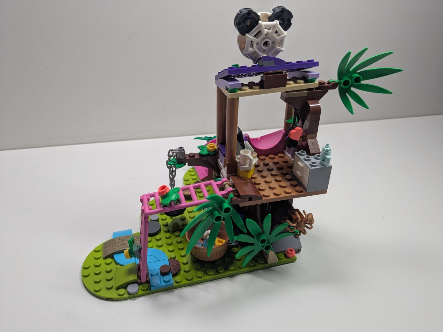 LEGO Friends: Panda Jungle Tree House (41422) - Complete