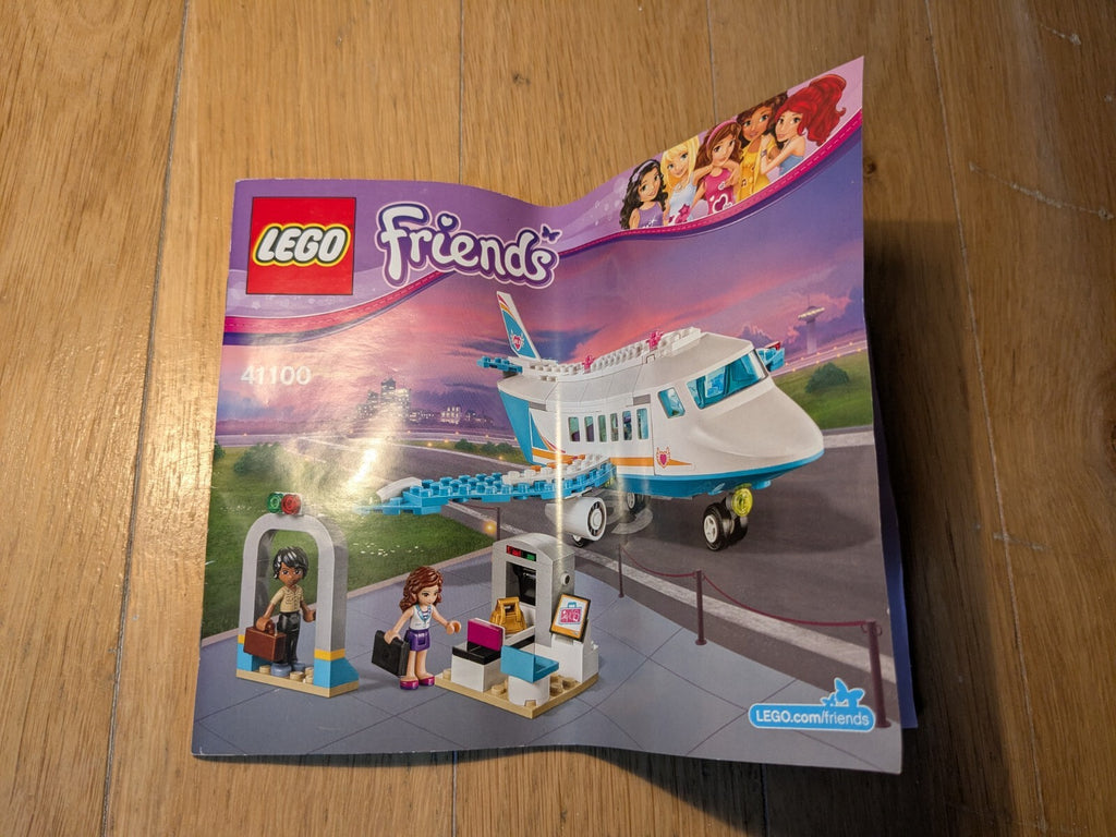 LEGO Friends: Heartlake Private Jet (41100) - Complete - contents