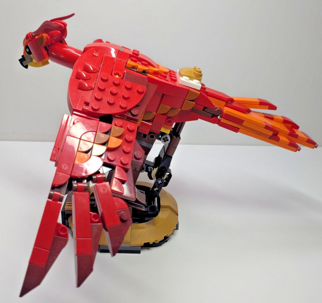 LEGO Harry Potter: Fawkes, Dumbledore's Phoenix (76394) - Complete - alternate view