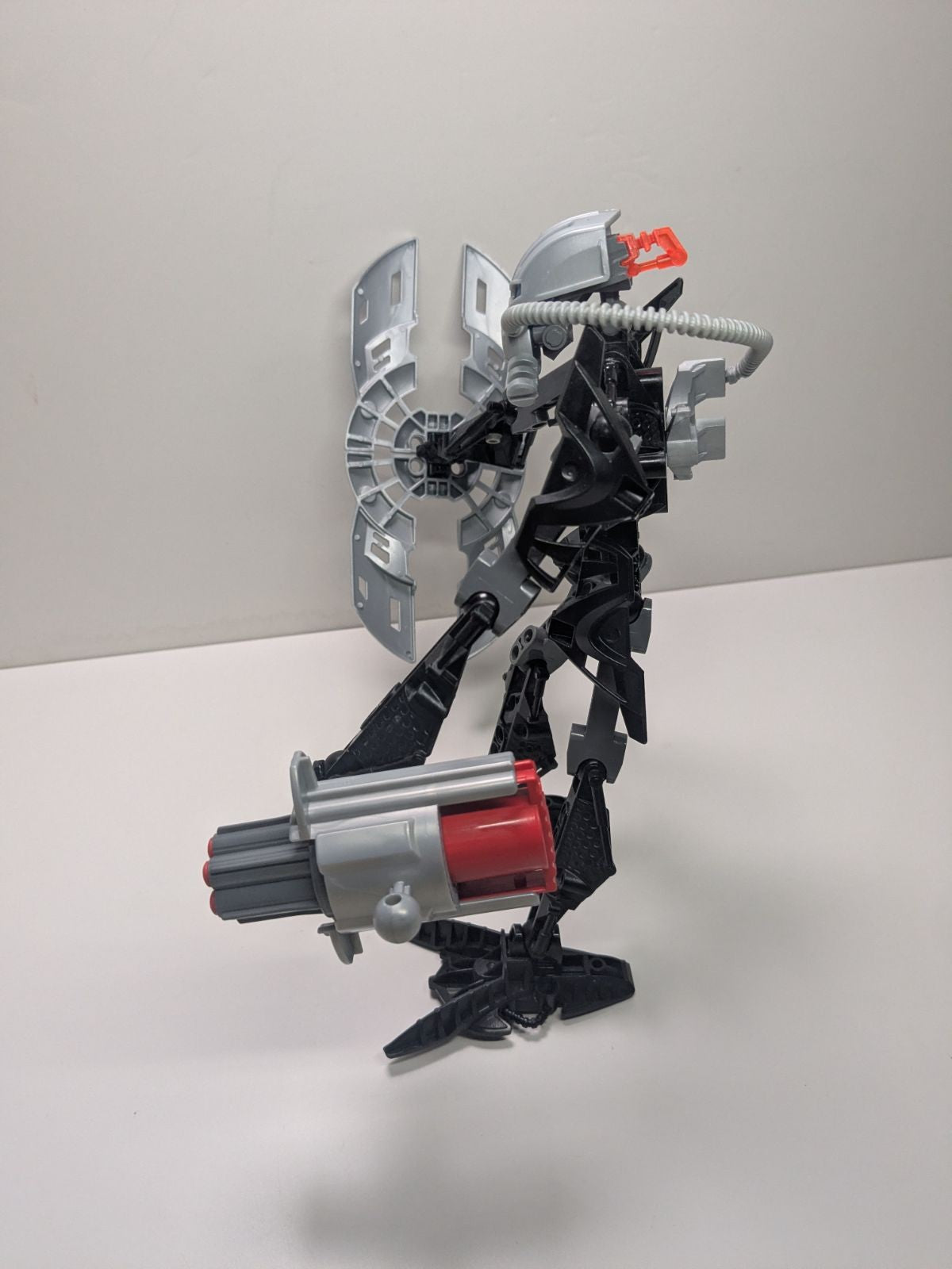 LEGO Bionicle: Toa Nuparu (8913) - Complete - alternate view