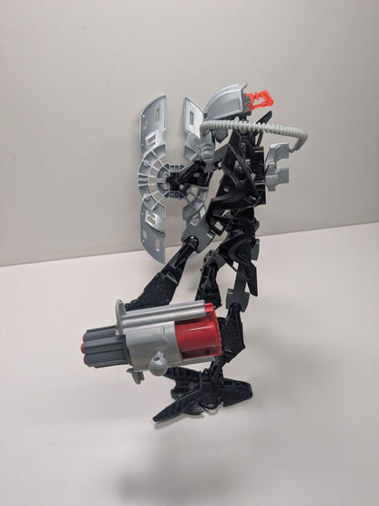 LEGO Bionicle: Toa Nuparu (8913) - Complete - alternate view